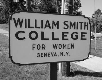 Smith College Sign
