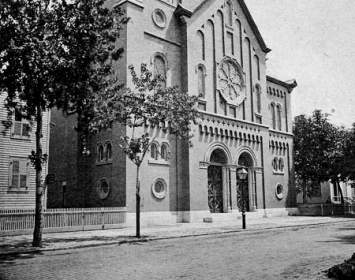 Old First Universalist Church